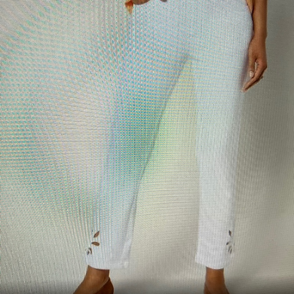 Kim Gravel Belle white pants size 6P with ankle cutouts/eyelet
